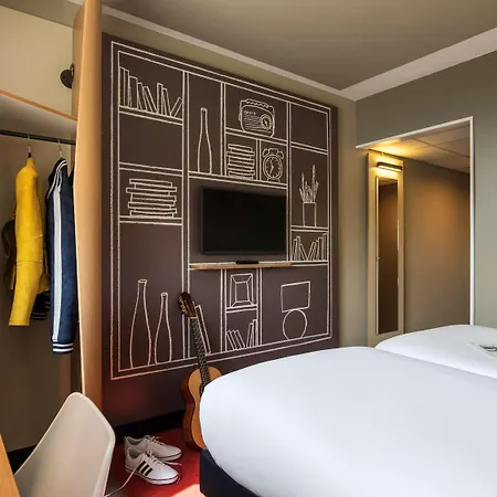 Ibis Schiphol Amsterdam Airport Hotel Badhoevedorp Exterior photo