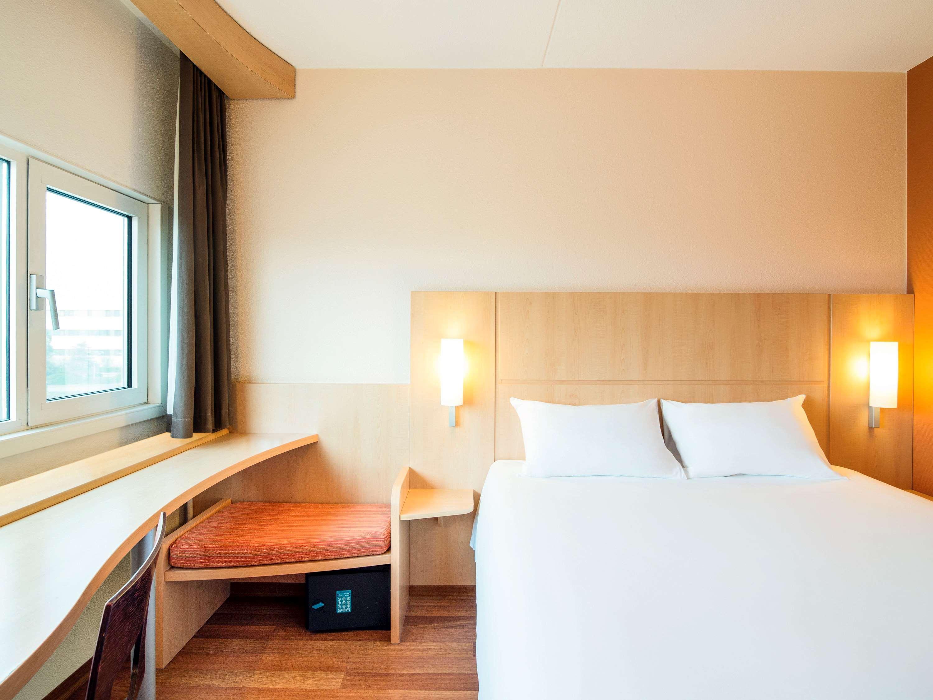 Ibis Schiphol Amsterdam Airport